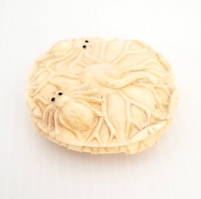 Amazing Antique Hand Carved Spiders Pill Box
