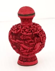 Amazing Vtg Chinese Hand Carved Signed Cinnabar Snuff Bottle