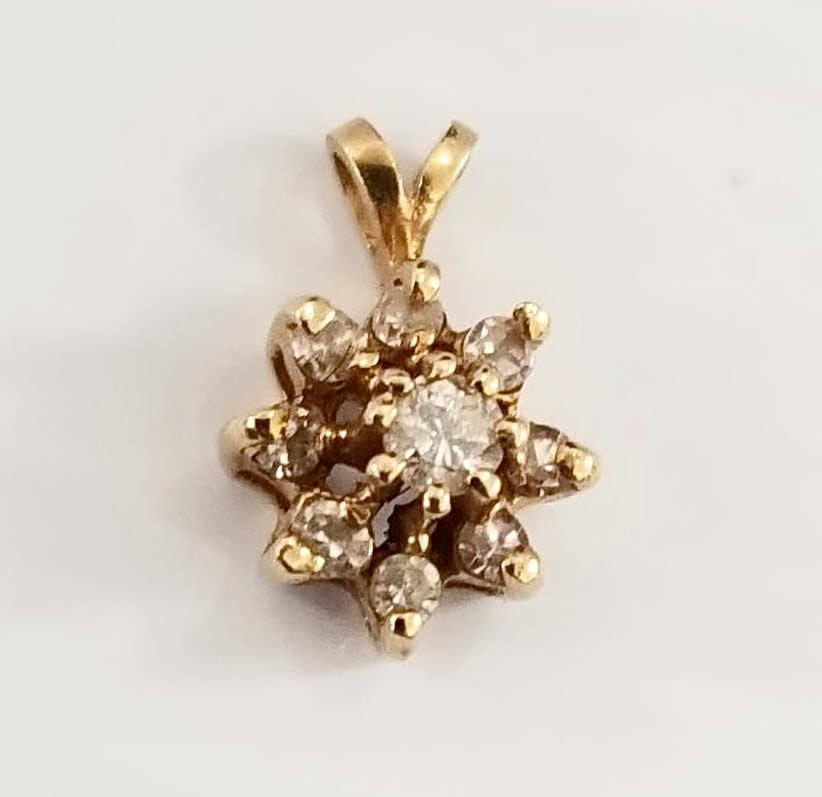 Amazing 14KT Yellow Gold Diamond Pendant