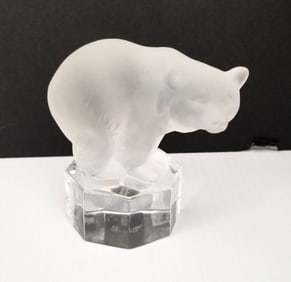 Amazing Goebel Bear Frosted Crystal Art Glass