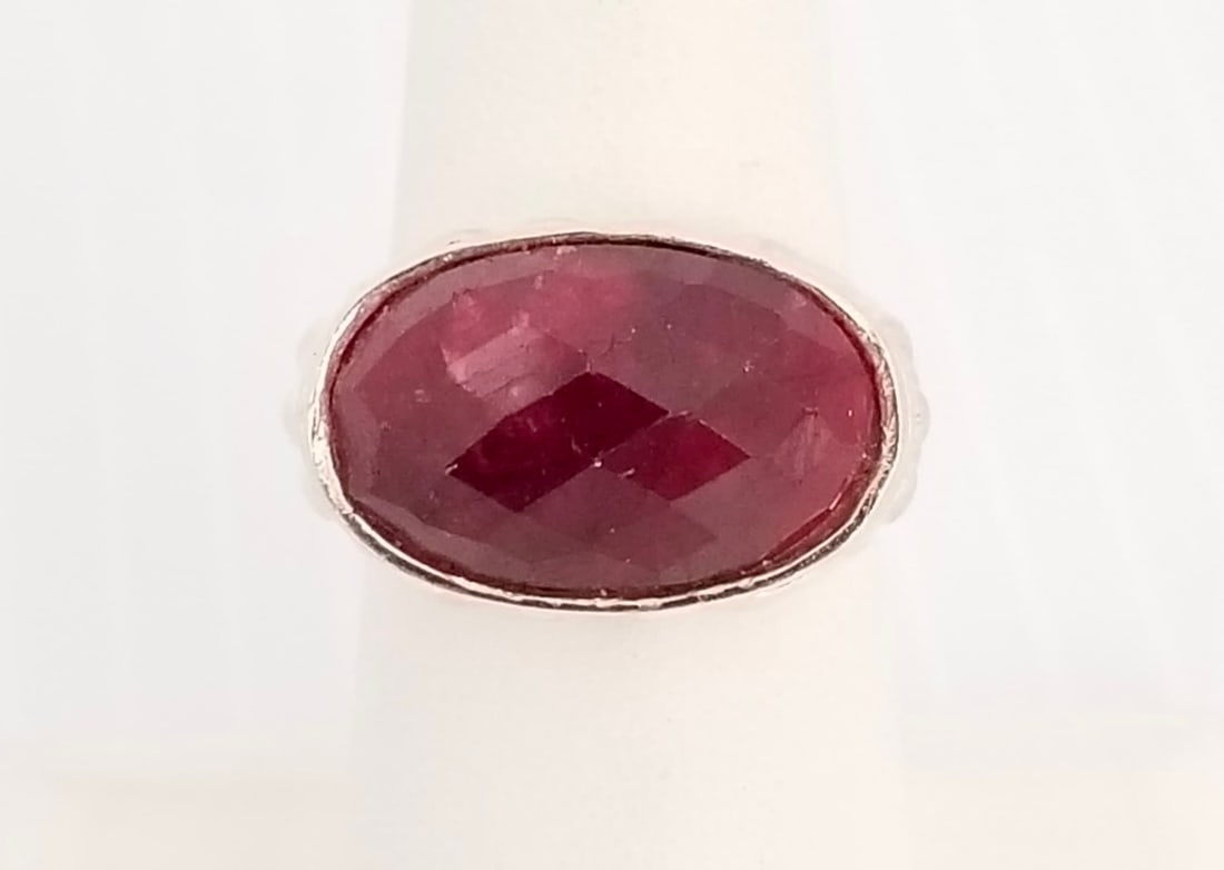 Amazing N.F 925 Sterling Red Ruby Ring (1 of 4)