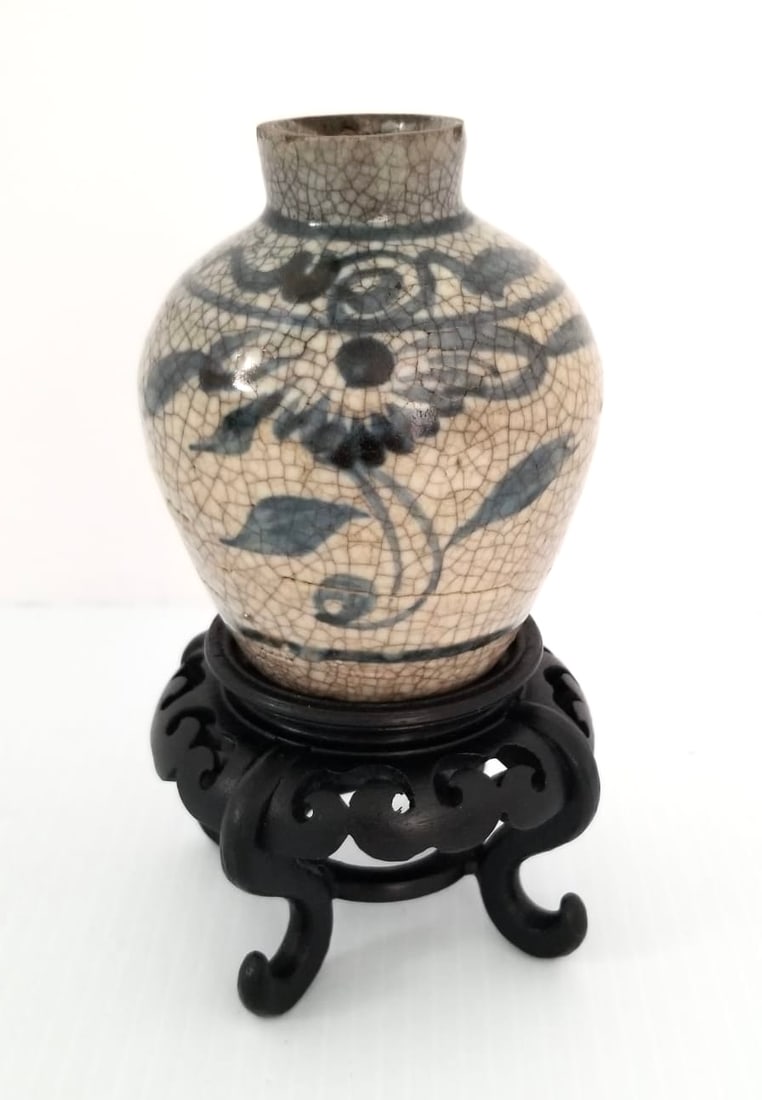 Amazing Antique Ming Hand Painted Cracked Asian Small Vase (1 of 5)