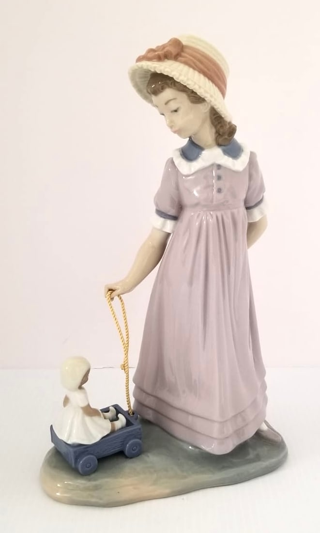 Amazing Lladro Girl & Toy Figurine (1 of 5)