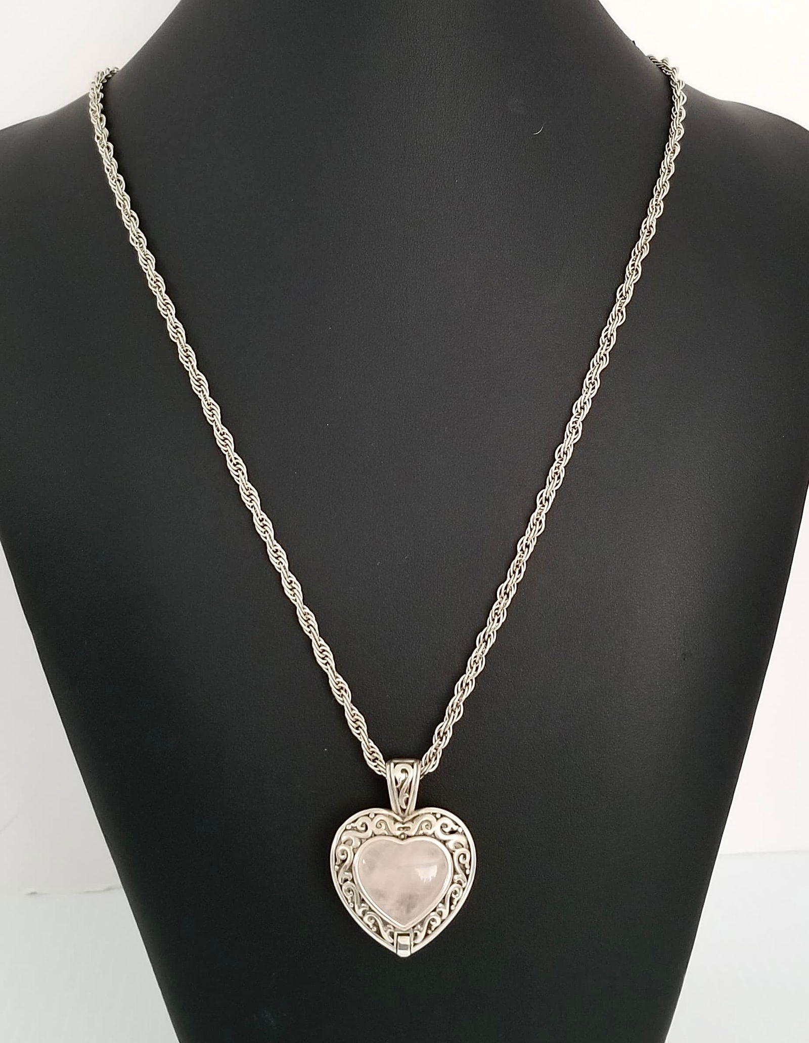 Amazing Italy 925 Sterling Quartz Heart Pendant Necklace: Beautiful HTC, Italy 925 sterling silver white quartz, heart pendant necklace, pedant: 1 5/8 x 1 1/4 inches, necklace: 24 inches long x 5 mm, 37.2 grams.