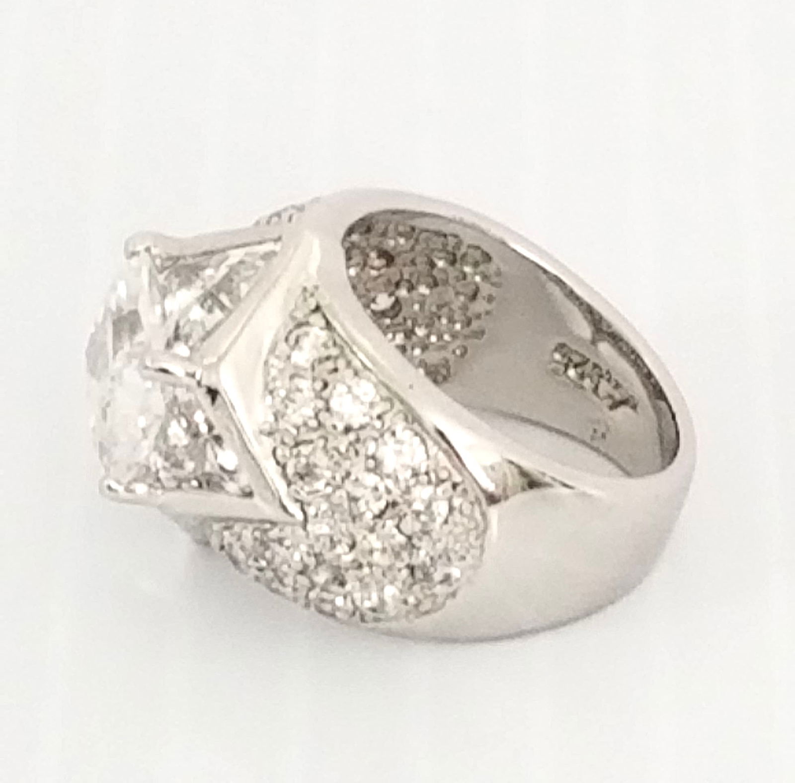 Amazing 925 Sterling Silver ZC Diamond Ring - 4