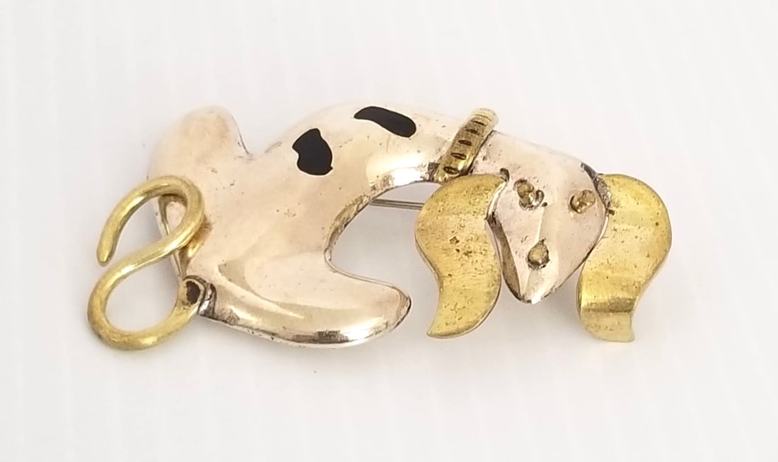 Amazing Vtg Mexico 925 Sterling Black Onyx Dog Pin Brooch: Beautiful vintage Mexico Taxco 925 sterling silver, black onyx, two tone dog pin brooch, 21.4 grams.