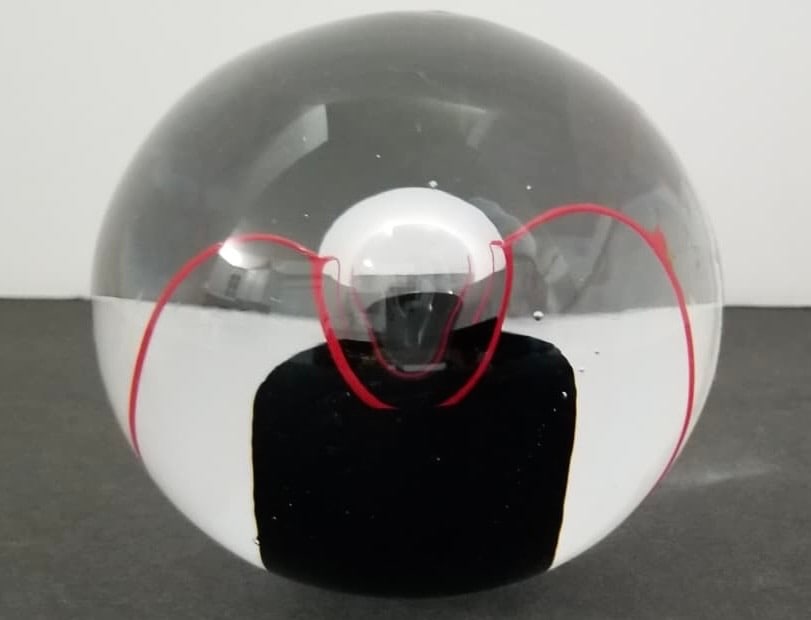 Amazing Vallien Kosta Boda "Into the Black" Signed Paperweight: Beautiful Vallien Kosta Boda "Into the Black" signed paperweight art glass, 3 5/8 x 3 inches, it has scratches on the bottom.