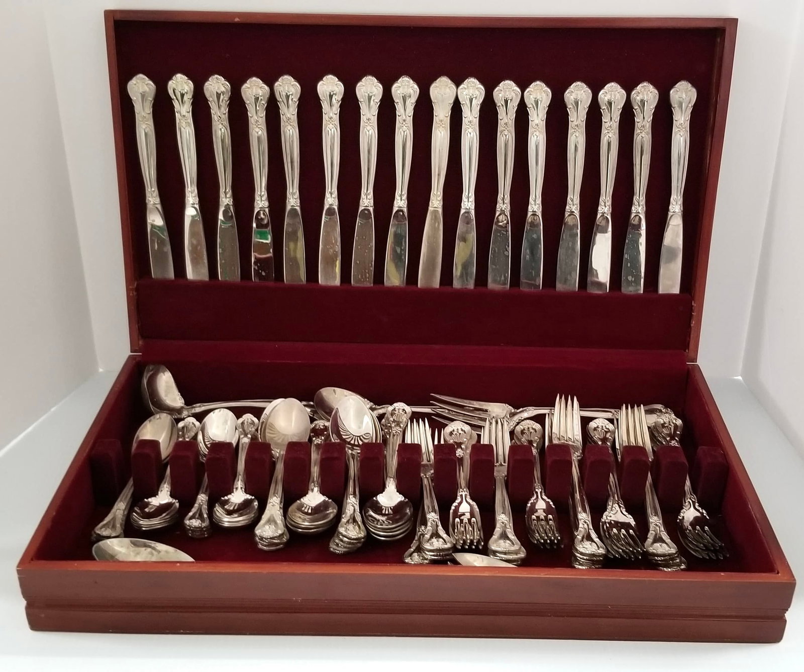 Amazing Godinger Silver Plated Cutlery 16 People Set in Box (1 of 8)