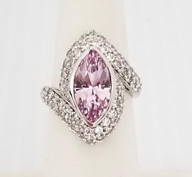 Amazing Meda 925 Sterling Silver Pink Zirconia Ring: Beautiful Meda 925 sterling silver 4ct pink Zirconia ring, 5.4 grams, size 6.