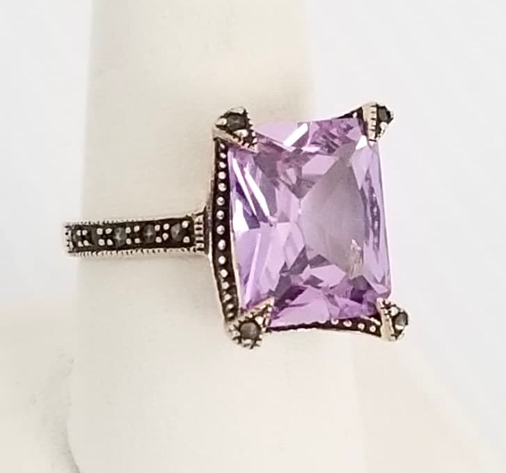 Amazing 925 Sterling Silver Amethyst Ring - 3