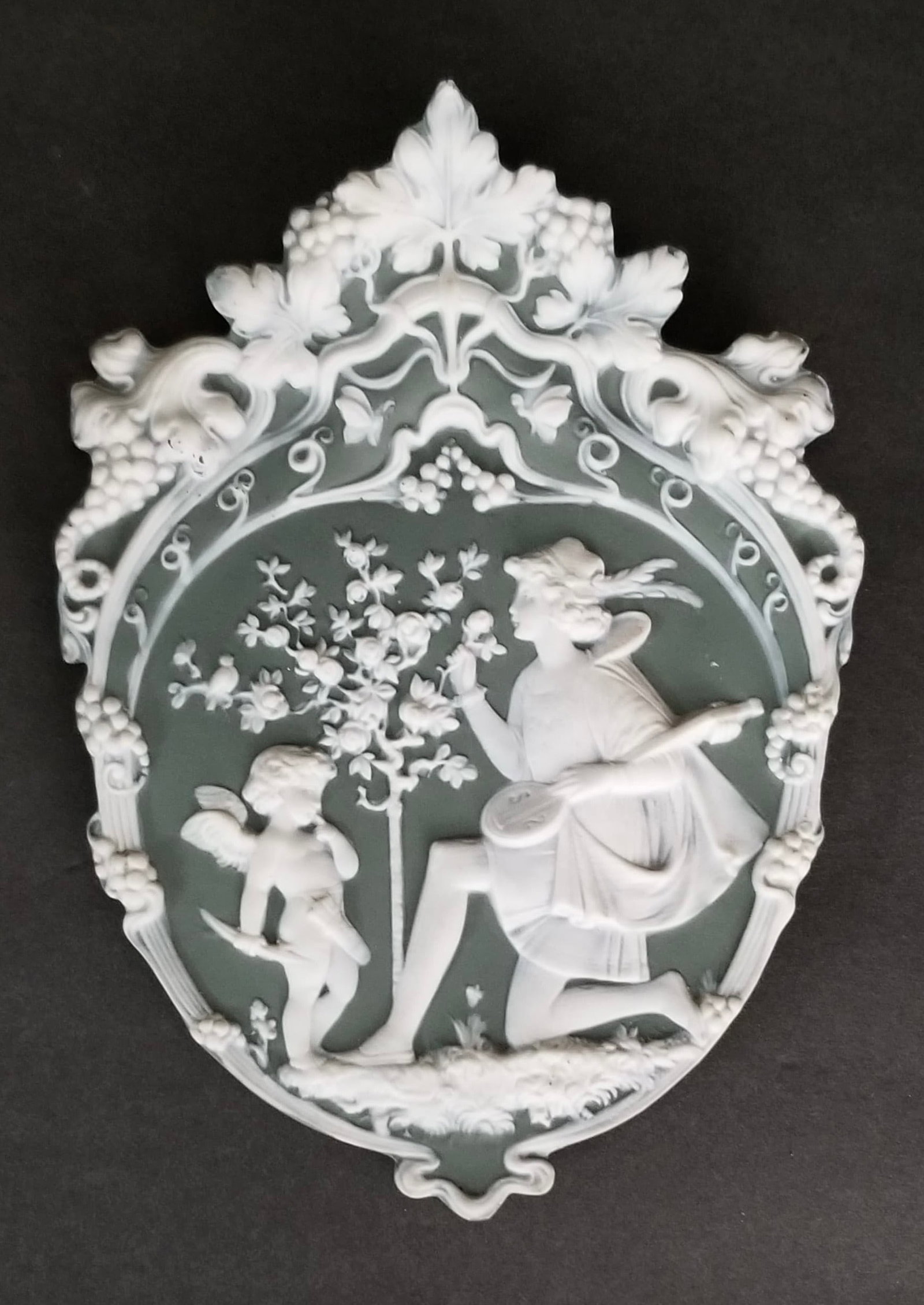 Amazing Vtg Jasperware Cherub & Man Porcelain Plaque: Beautiful vintage Jasperware cherub and young man porcelain plaque, green and white, 7 x 5 1/4 inches.