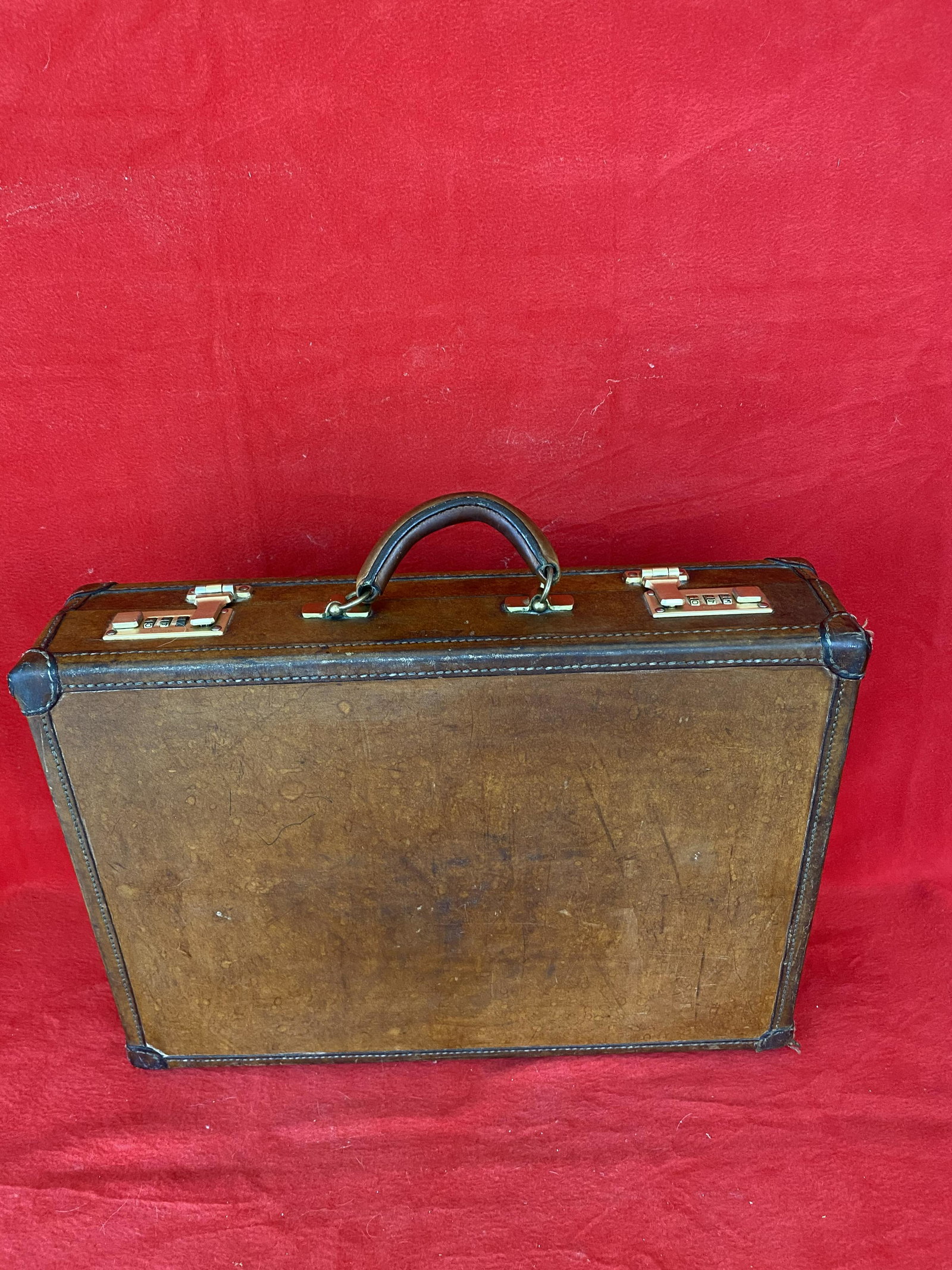 Hartman Leather Briefcase: Hartman Leather Briefcase, used condition.