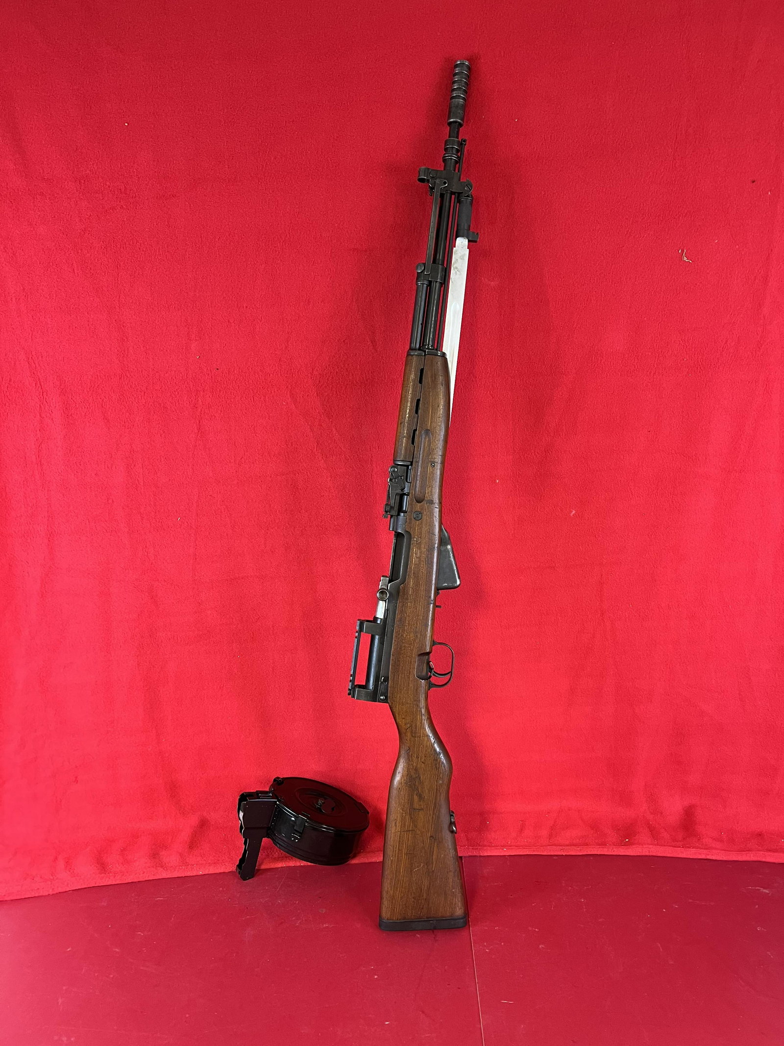 Yugoslavian SKS 7.62 x 39 RUSSIAN Rifle: Yugoslavian SKS 7.62 x 39 YUGOSLAVIAN Rifle. Very Good. 21" Barrel. Shiny Bore, Tight Action Birchwood Stock, Original Folding Bayonet and Cleaning Rod, Hooded Front Sight, Adjustable Rear Sight to 10