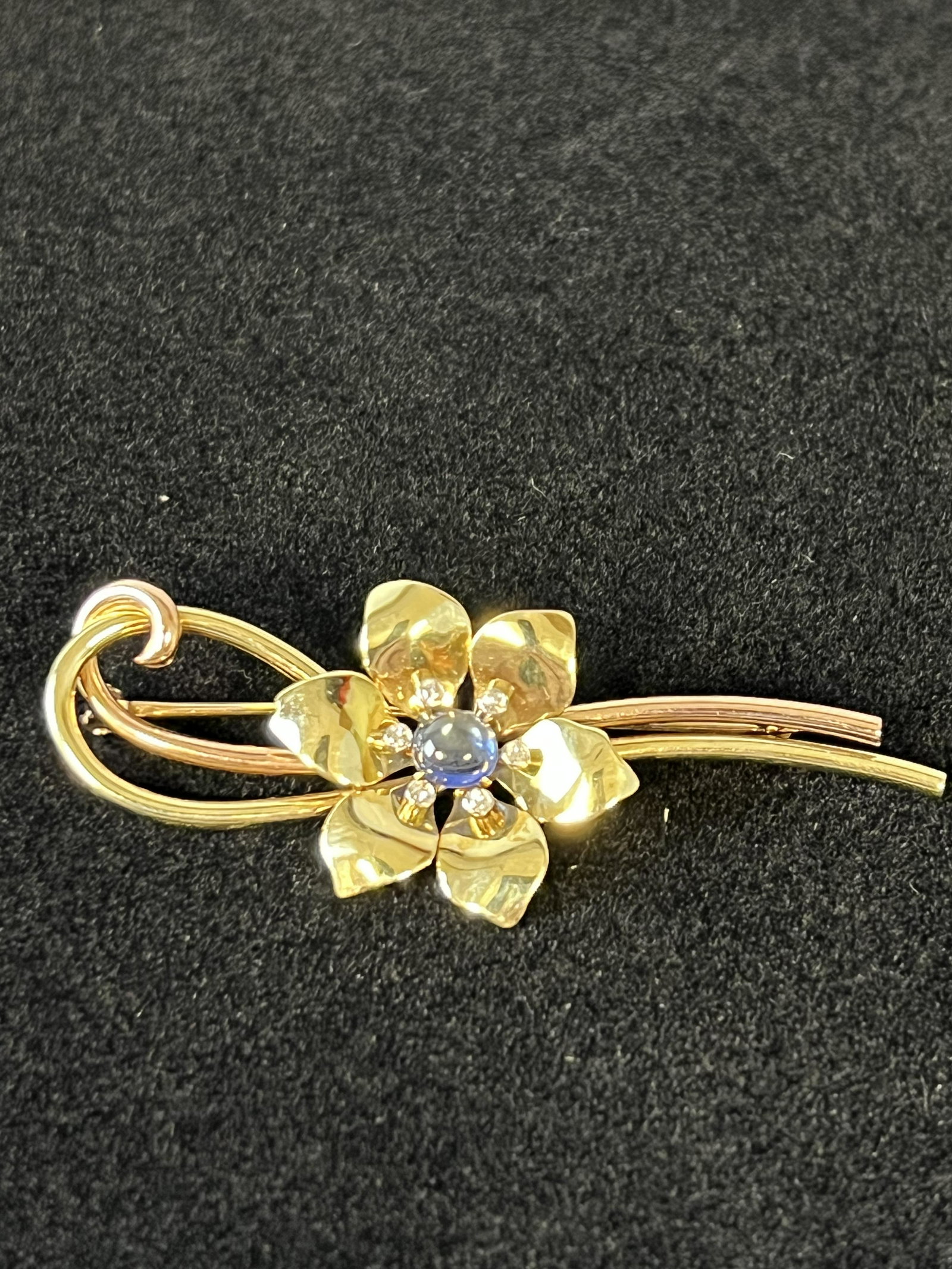 Lady's 9.4DWT 14K Yellow & Rose Gold Brooch (1 of 5)
