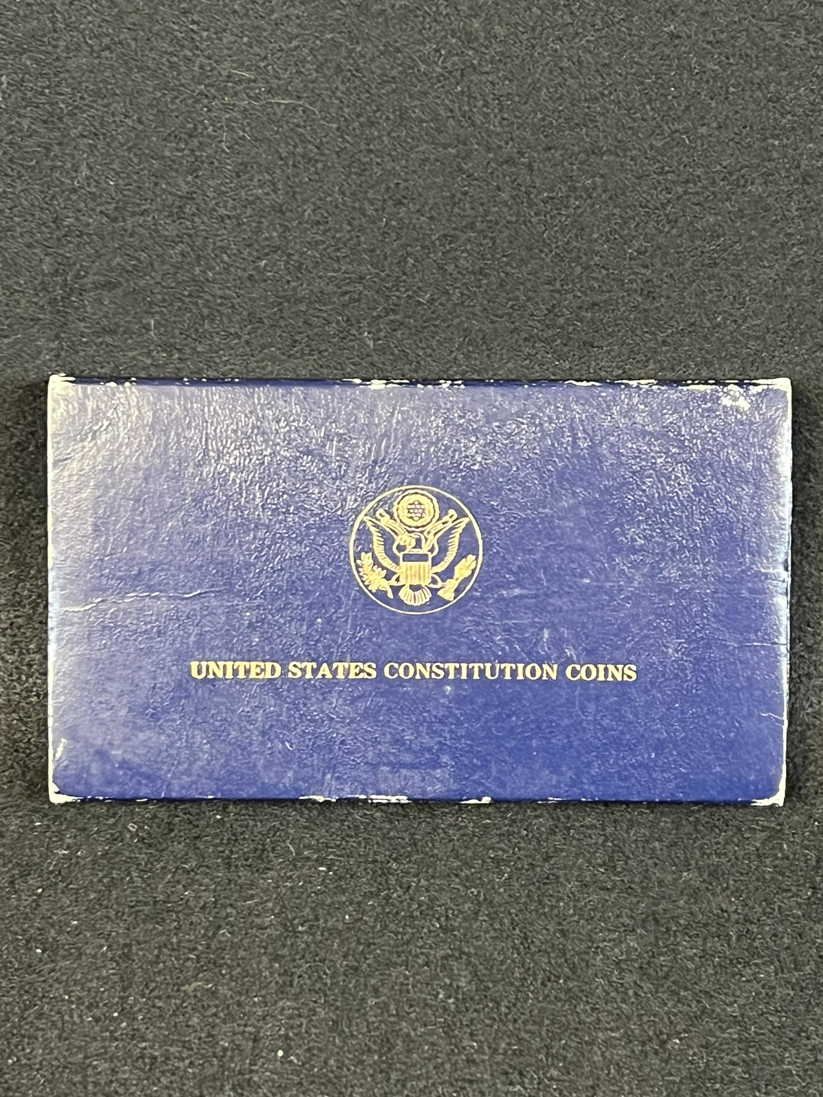 1987 U.S. Mint Constitution Coins proof Gold 5 Dollar And Silver 1 Dollar: 1987 U.S. Mint Constitution Coins proof set consisting of a gold 5 dollar and a silver 1 dollar coin in its original box with COA etc.