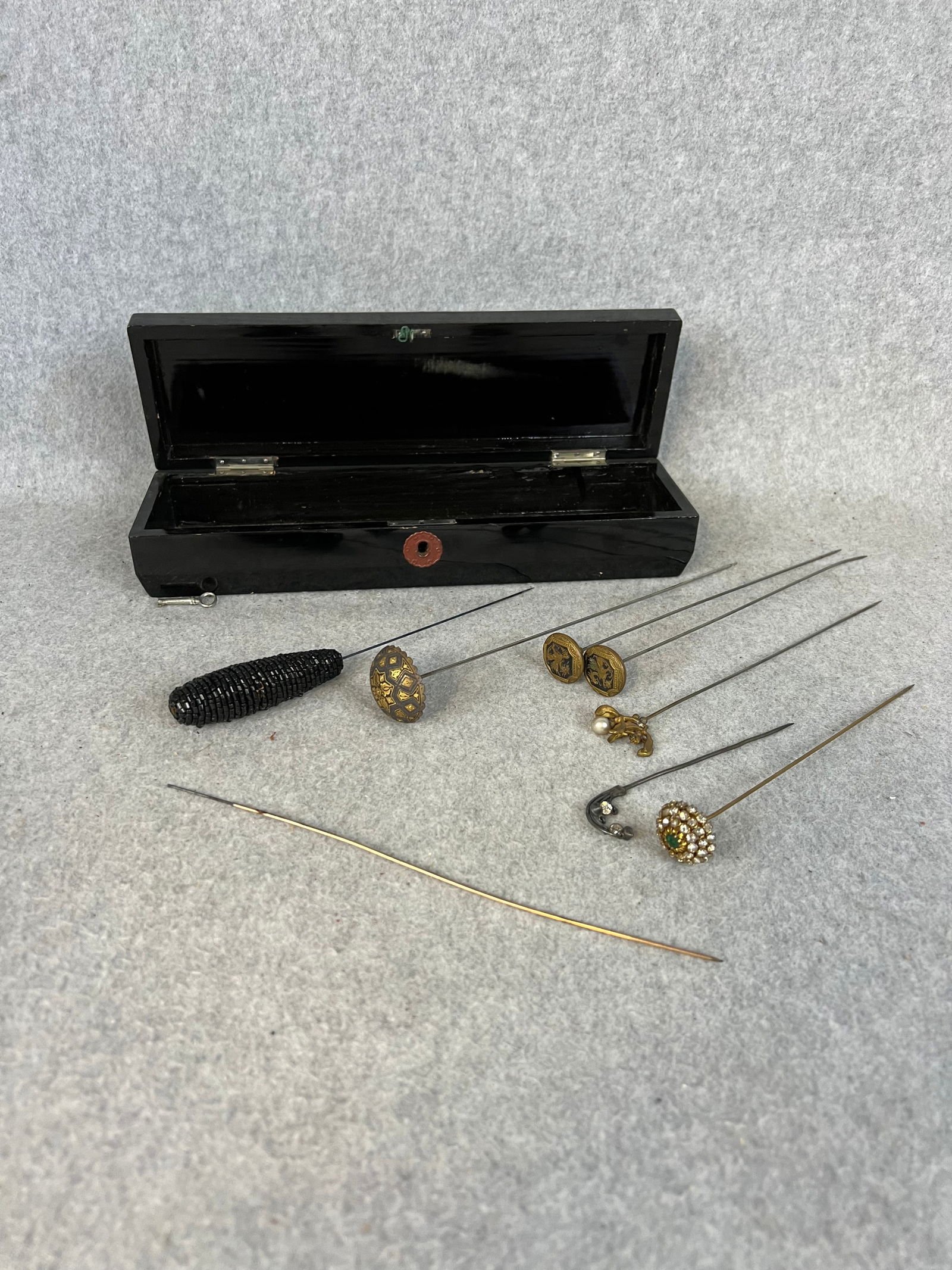 Lot of 7 Victorian Hatpins With Japanese Lacquered Box (1 of 19)