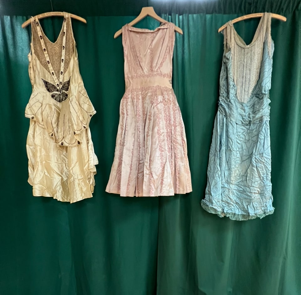 Lot Of 3 Early 20th Century Woman's Dresses (1 of 19)