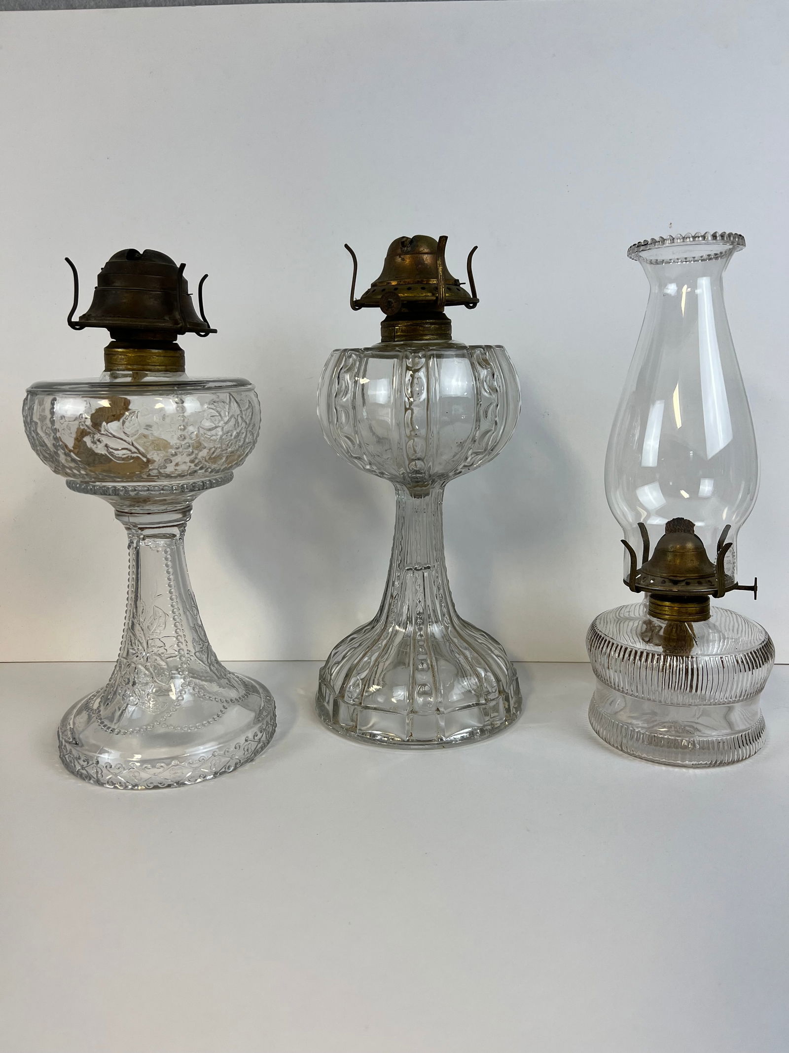 Lot 3 Victorian Kerosene Lamps (1 of 13)