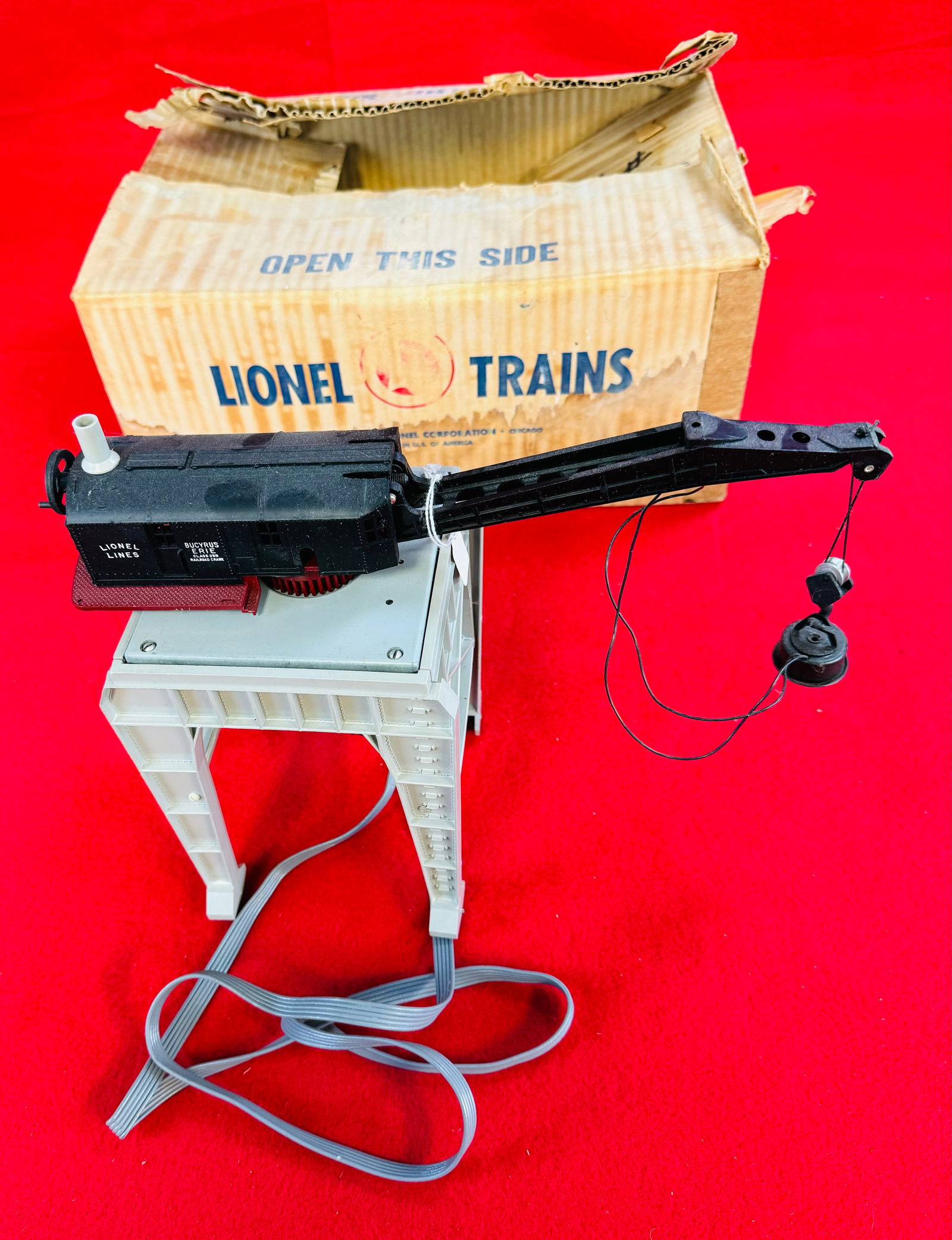Lionel Postwar No 282 Portal Gantry Crane & Box (1 of 5)