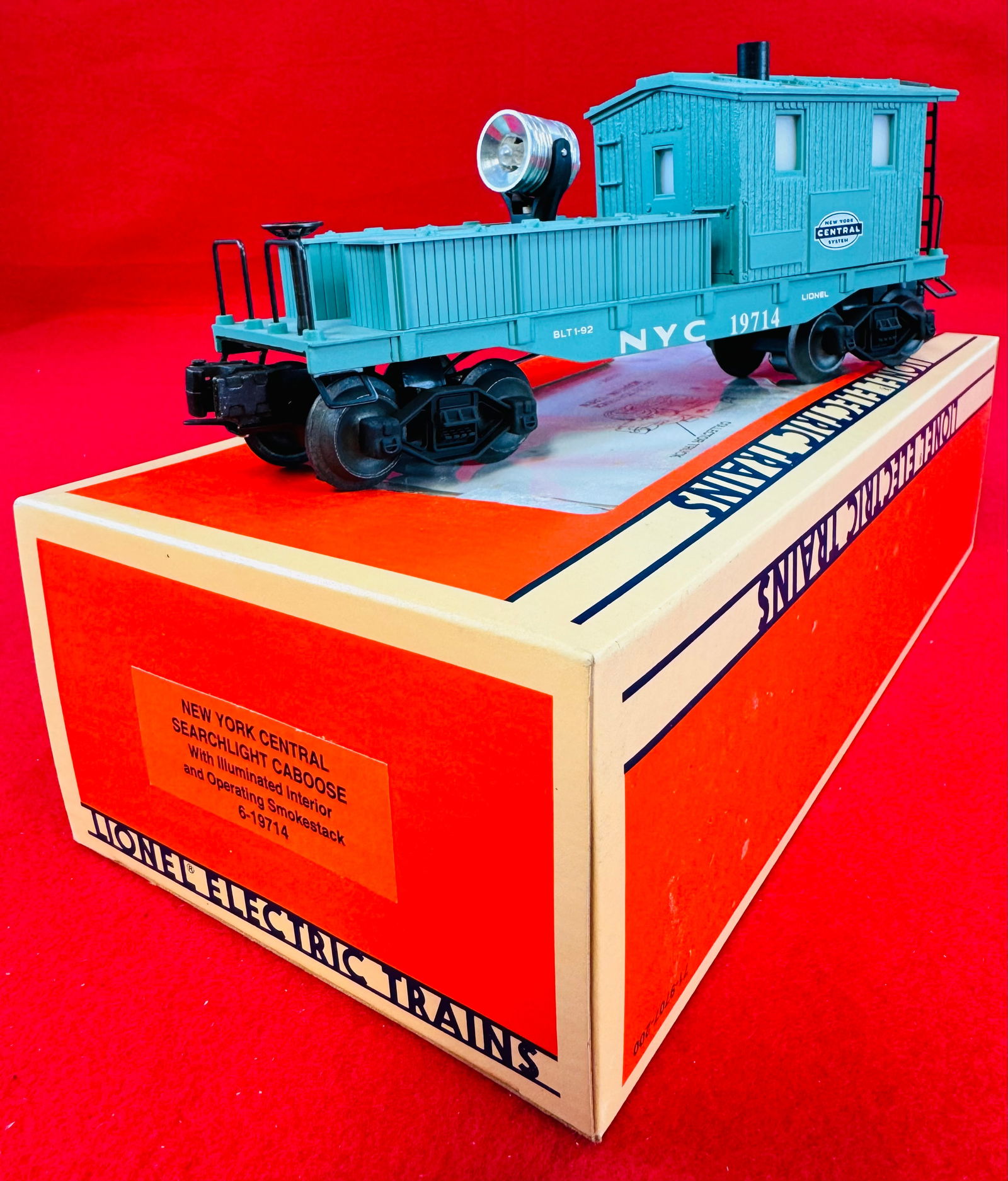 Lionel NY Central Searchlight Caboose 6-19714 (1 of 2)