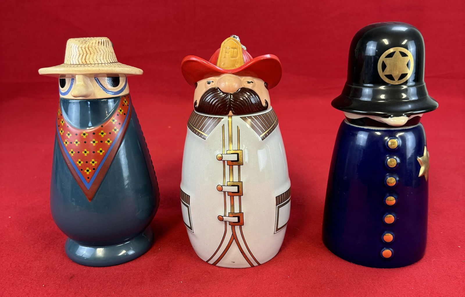 Lot:3 Schultz&Dooley Utica Club Character Steins (1 of 5)