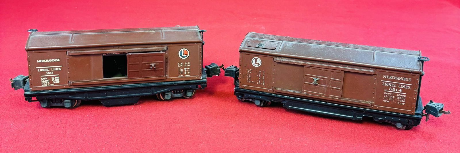 Lot of  2 Lionel Prewar No 3814 Merchandise Cars (1 of 4)