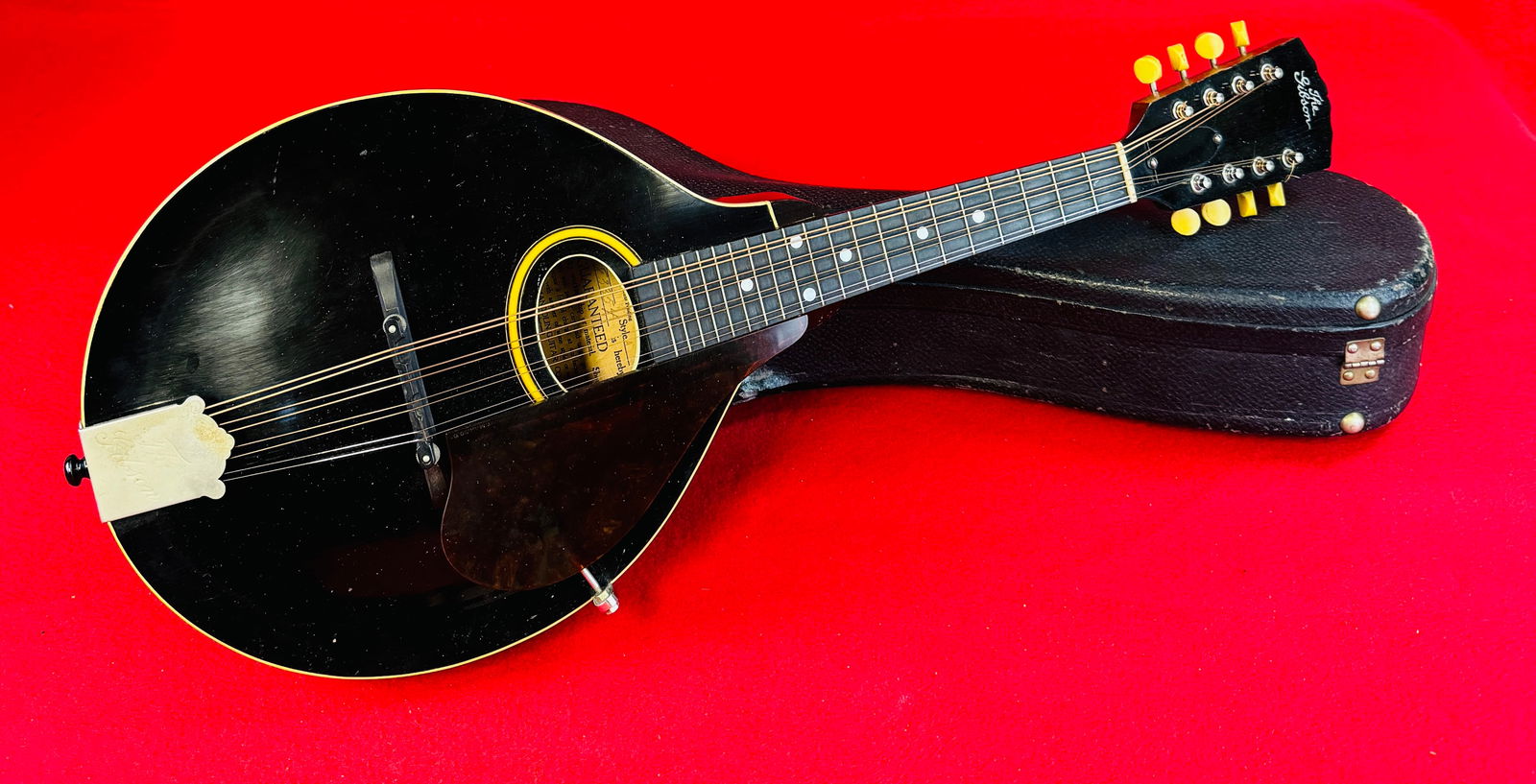Vintage Gibson Style A Mandolin With Case (1 of 10)