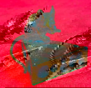 Antique Bronze Mouse With Wedge Of Cheese