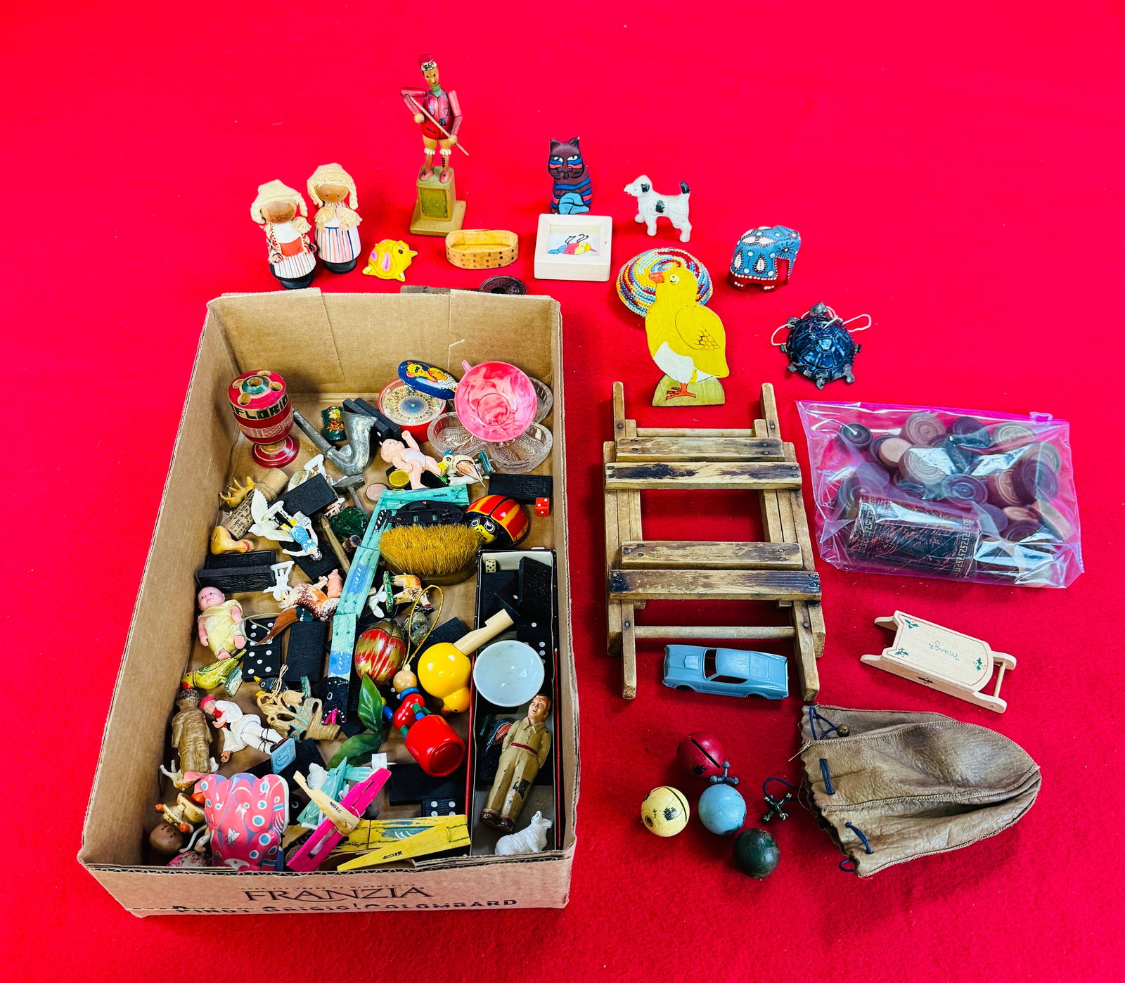 Lot Small Antique And Vintage Children's Toys (1 of 2)