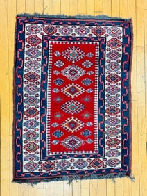 3'9" by 2'7" Oriental Carpet