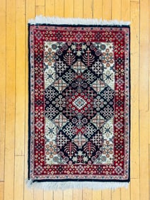 3' By 2' Oriental Carpet
