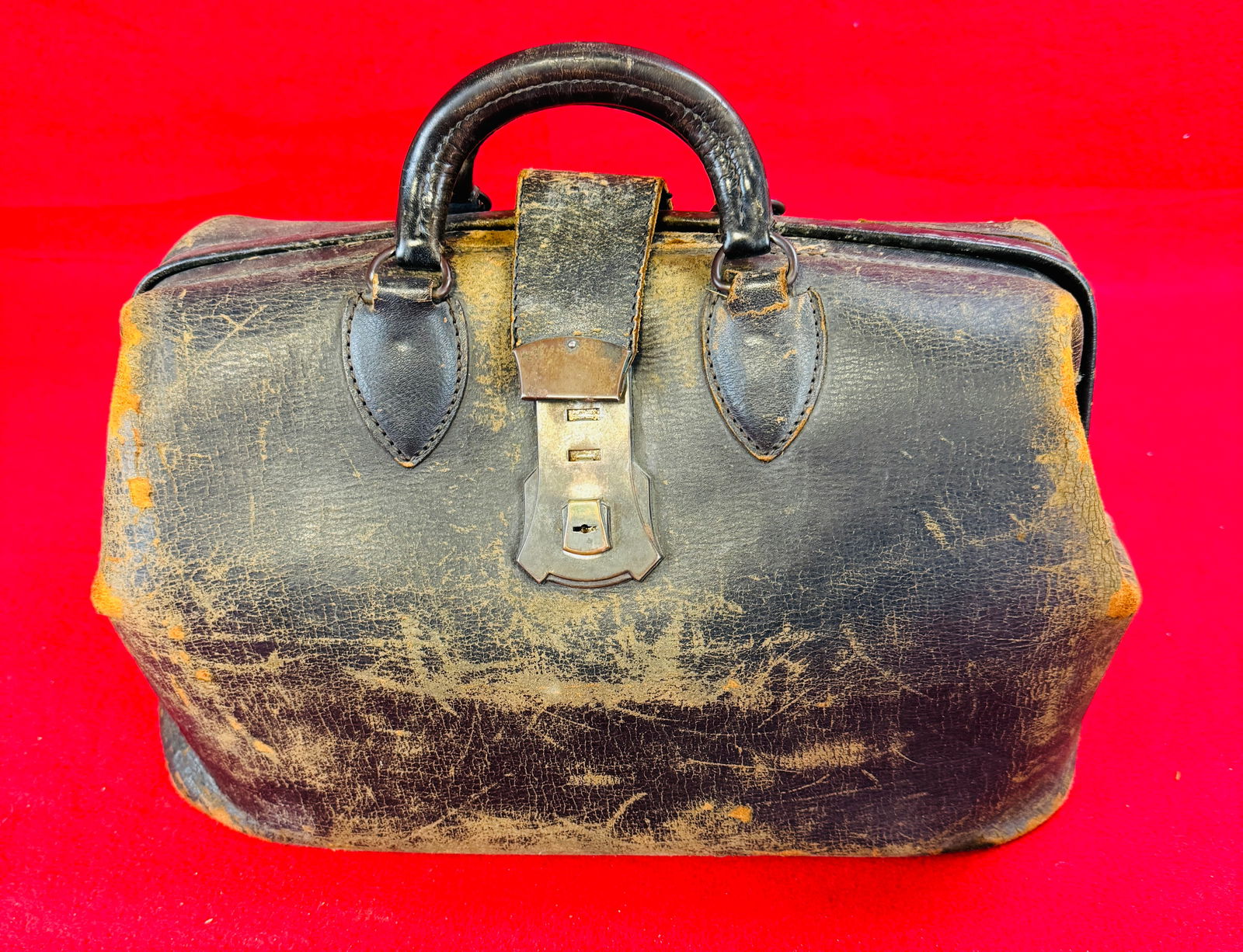 Antique Leather Doctors Bag (1 of 3)