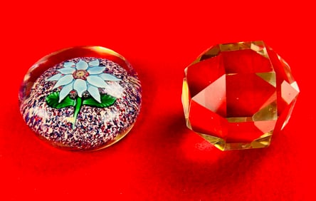 Old Boston & Sandwich Bl Poinsettia Paperweight