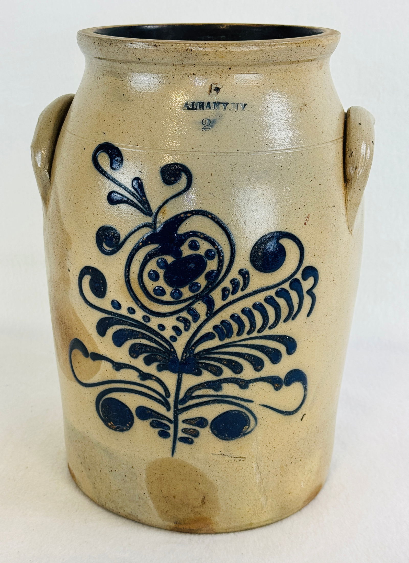 "Albany N.Y." Stoneware table Top Churn (1 of 7)