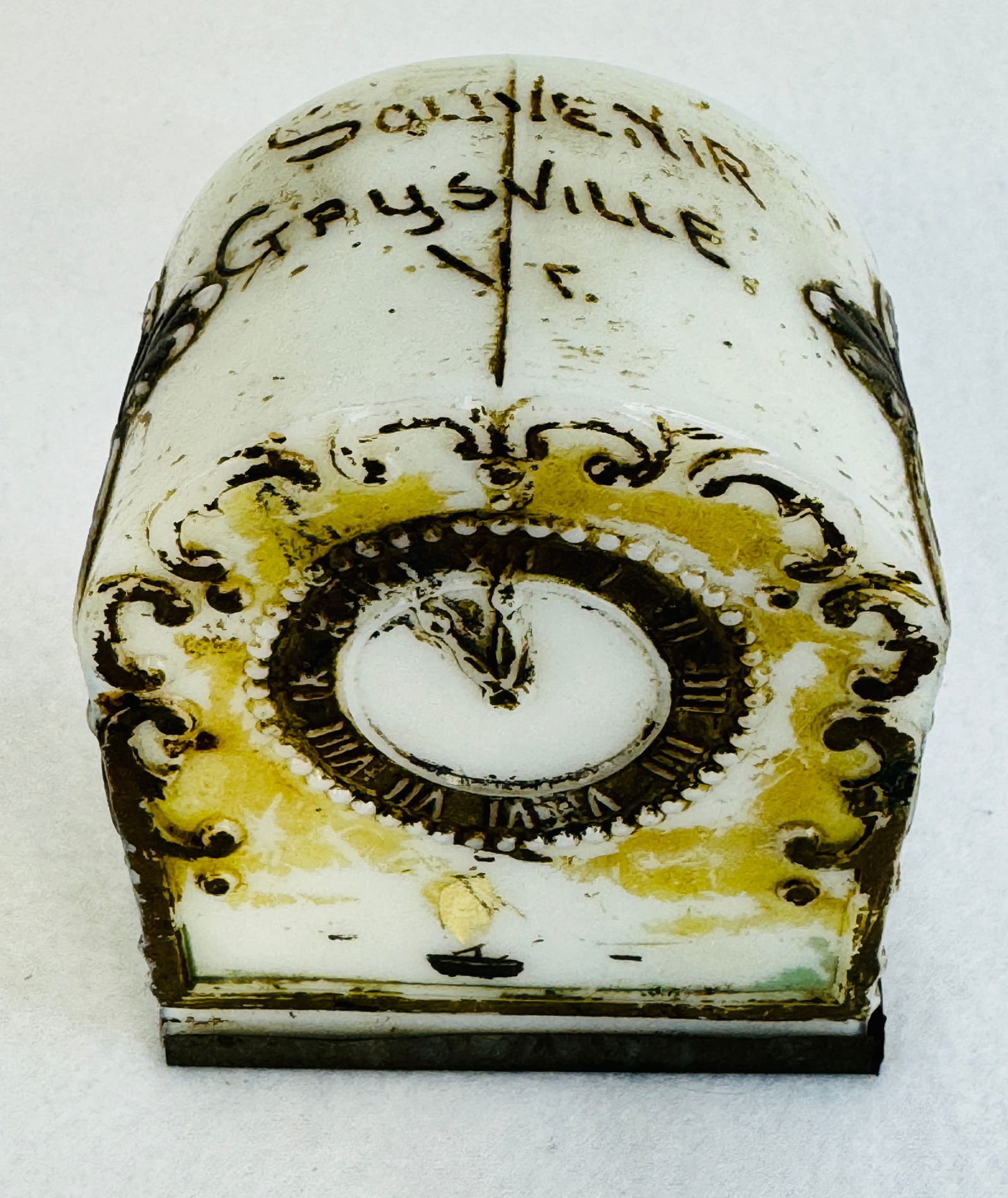 Mantle Clock Candy Container (1 of 7)