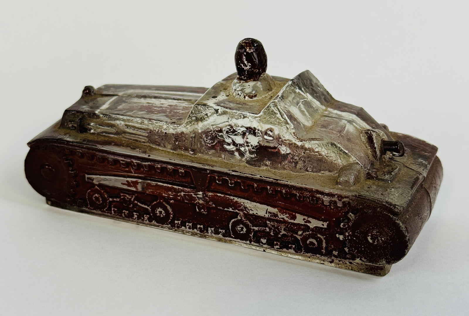 Tank Candy Container (1 of 6)