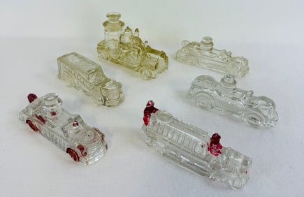 Lot 6 Fire Truck Candy Containers