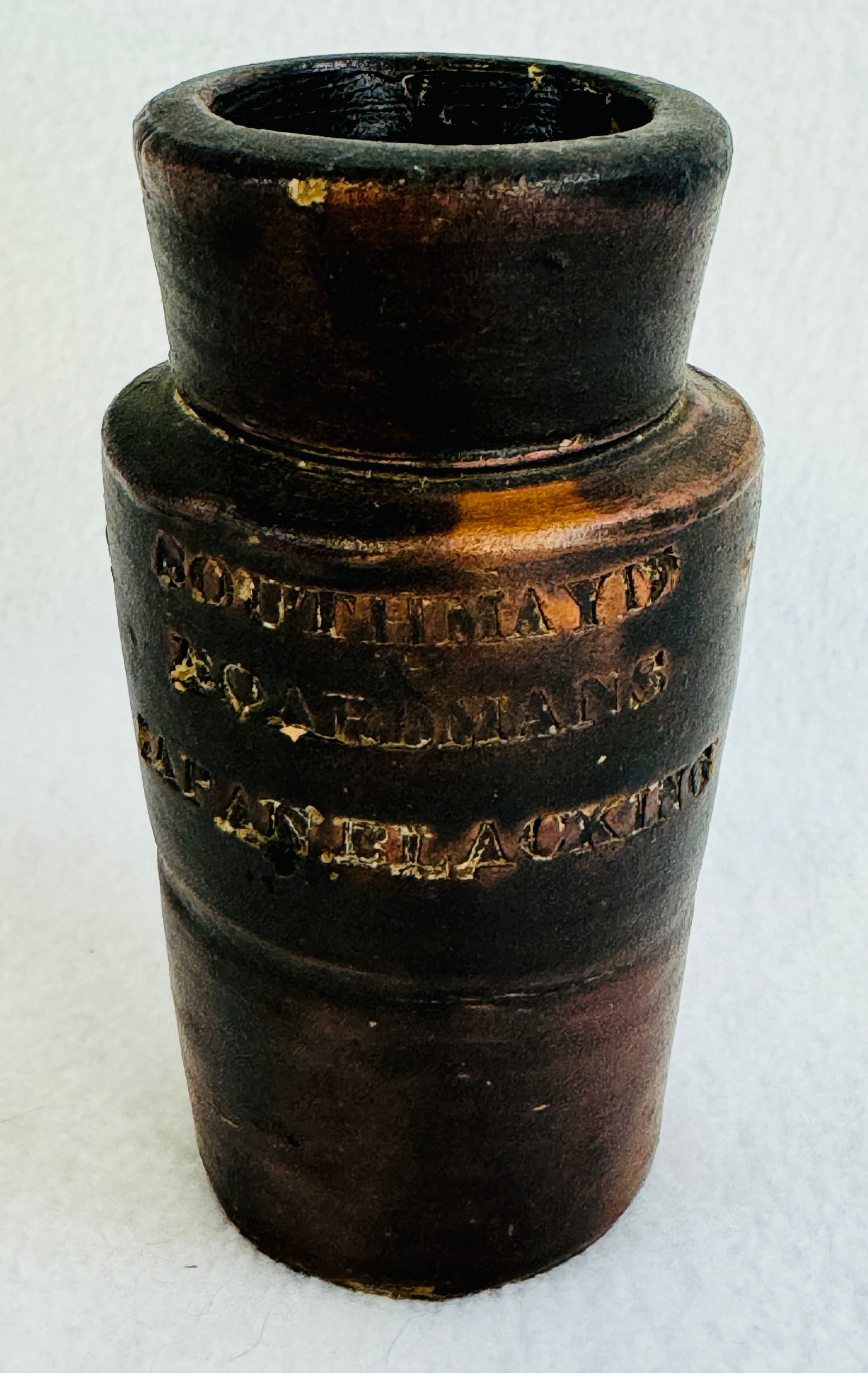 Southmayd & Boardman's Japan Blacking Stoneware Bottle (1 of 8)