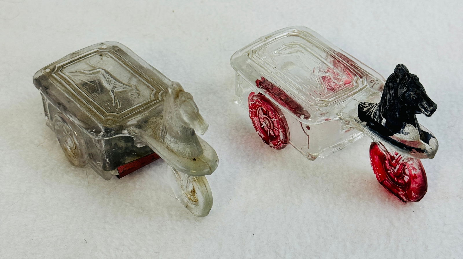 Lot 2 Hobby Horse Candy Containers (1 of 8)