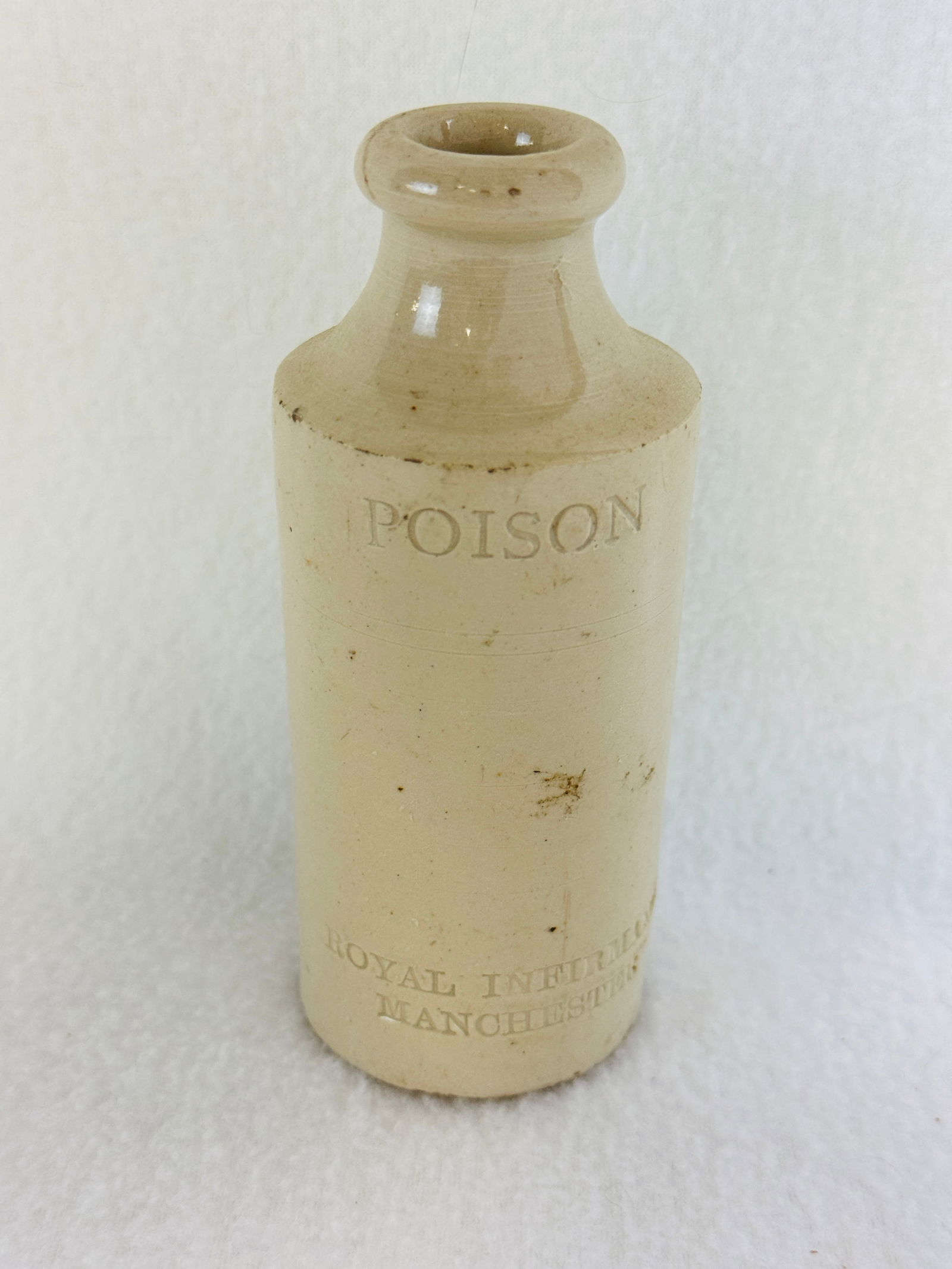 Royal Infirmary Bristol Glazed Stoneware Poison Bottle (1 of 8)