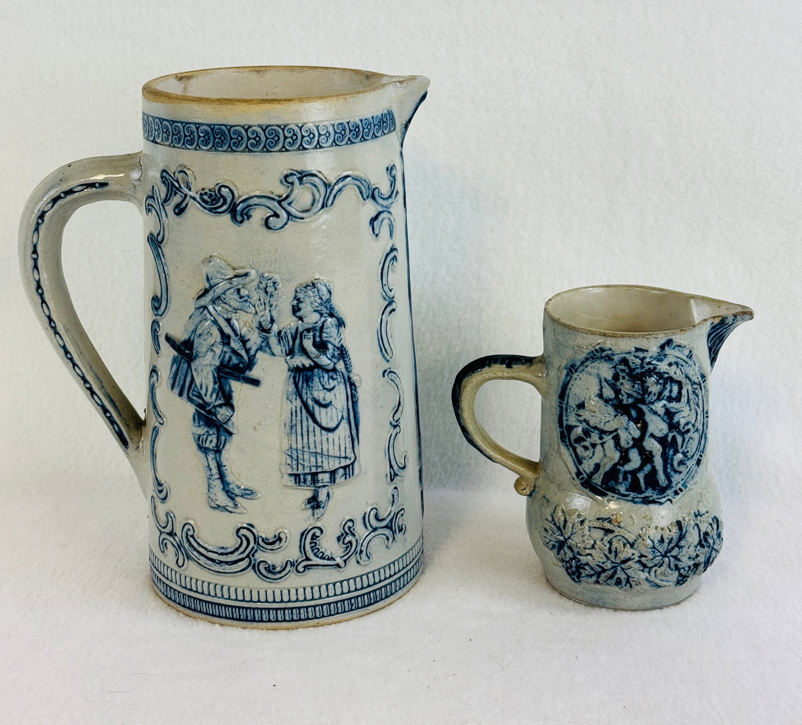 Lot 2 Blue & White Molded Stoneware Pitchers (1 of 7)