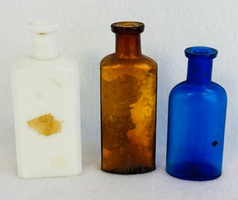 Lot 3 Pharmacy Type Bottles