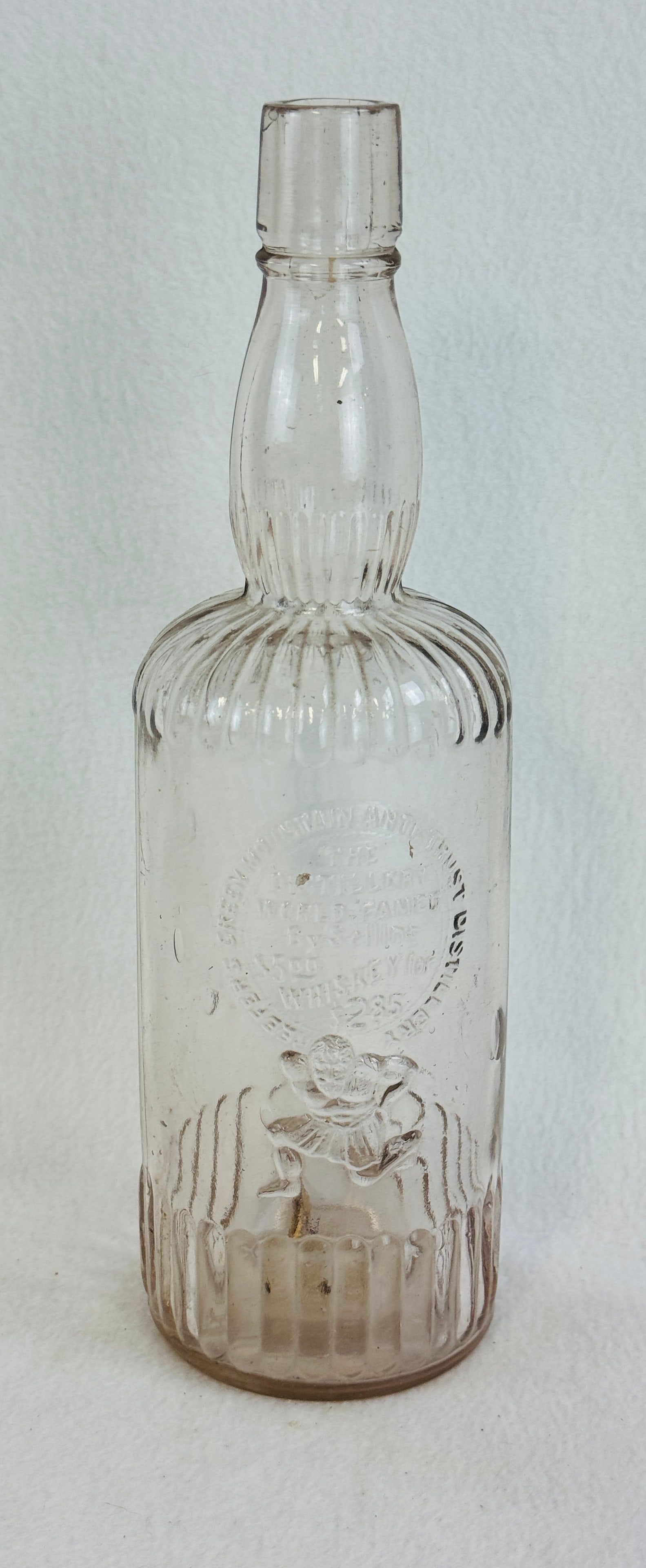 Scarce Reefer's Green Mountain Anti-Trust Distillery Whiskey Bottle (1 of 7)