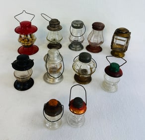 Lot 11 Candy Containers - Lanterns