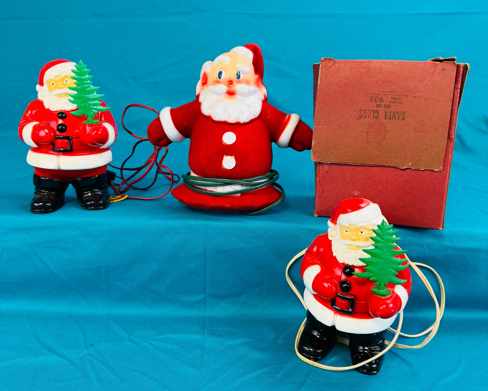 Lot 3 Vintage Hard Plastic Santa Claus Decorations (1 of 2)
