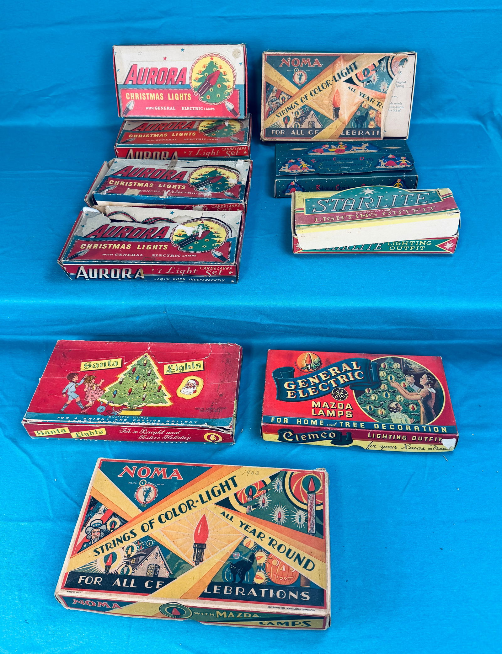Lot 10 Vintage Boxed Christmas Electric Light Sets (1 of 4)