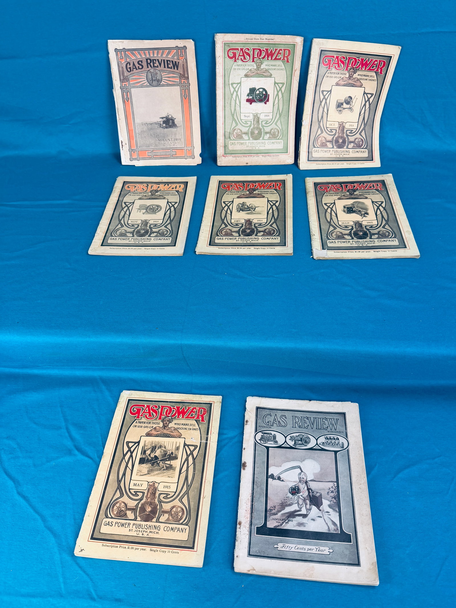 Lot 8 Early 20th C Gas Review Magazines: Lot of eight early 20th century gas review magazines which contain discussions regarding various gas engines and contain numerous illustrated advertisements for various engines etc. Condition - as sho