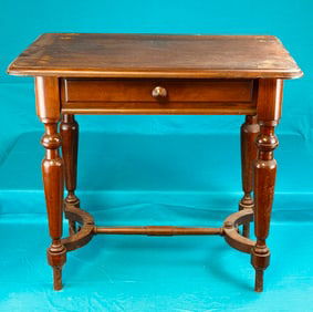 Victorian Walnut 1 Draw Music Box Table