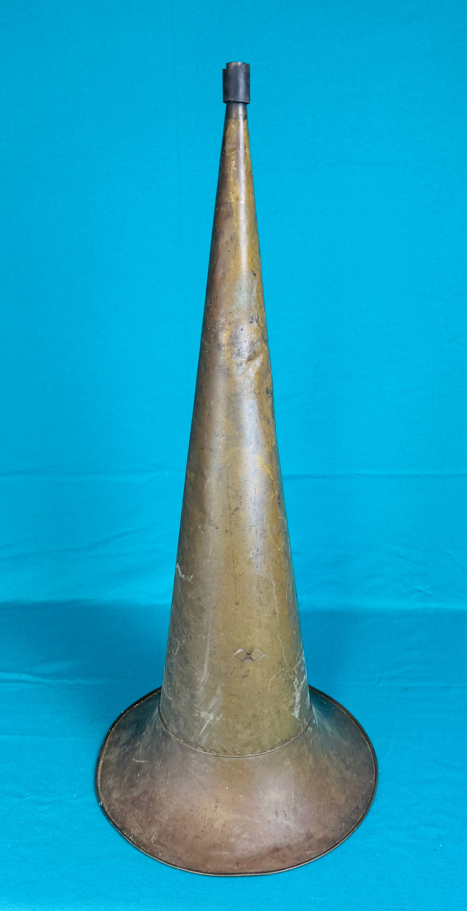 Antique 30" Brass Phonograph Horn (1 of 3)