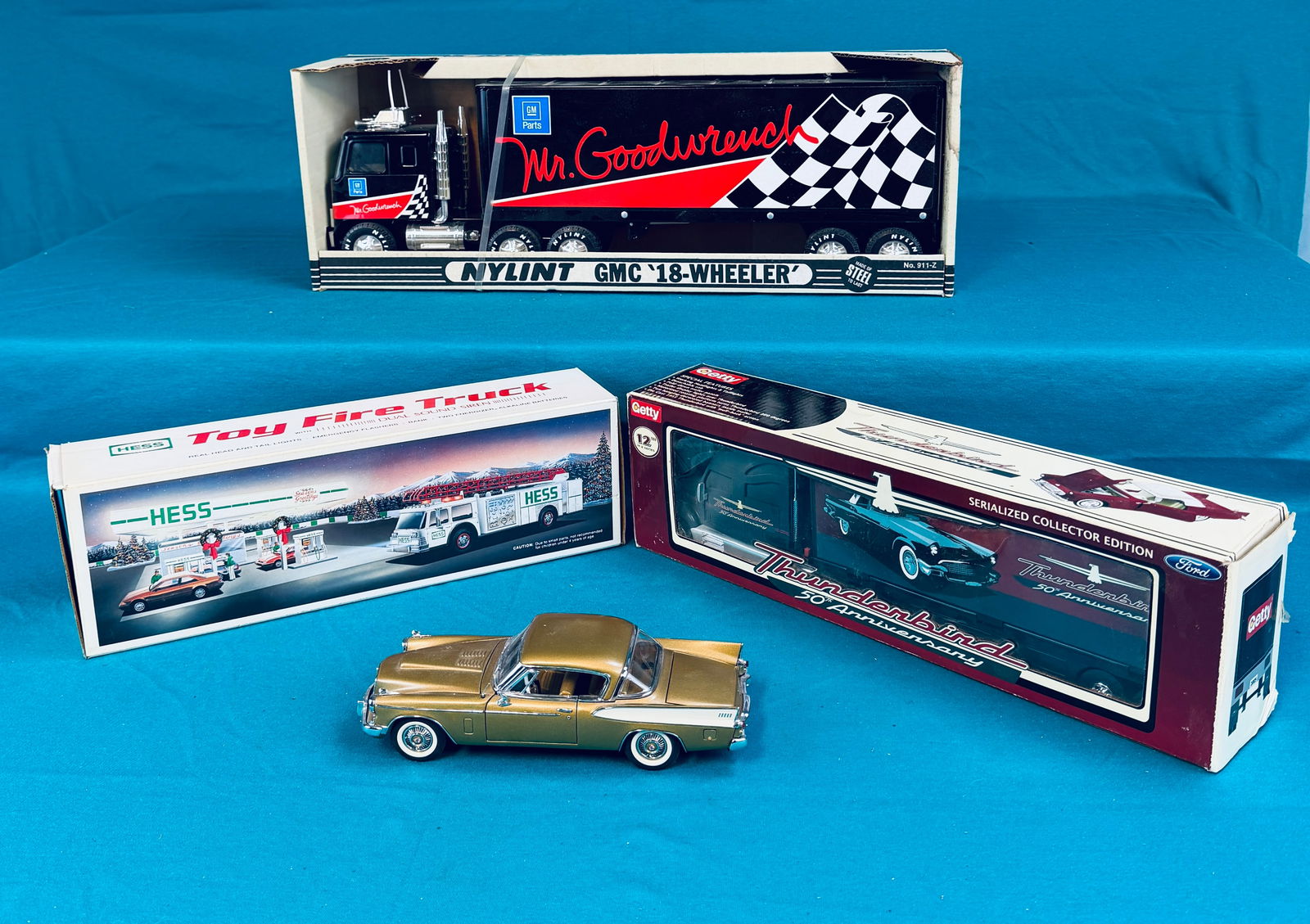 Lot 3 Modern Toy Trucks w Boxes & 1957 Studebaker Diecast Model Car (1 of 10)